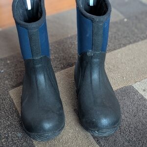 Muck Boot Company Arctic Sport Boots Kids 4 Or Ladies 6